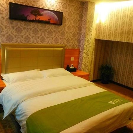 Shell Shanghai Pudong Xin District Huanglou Town Furong Road Xangai Exterior foto